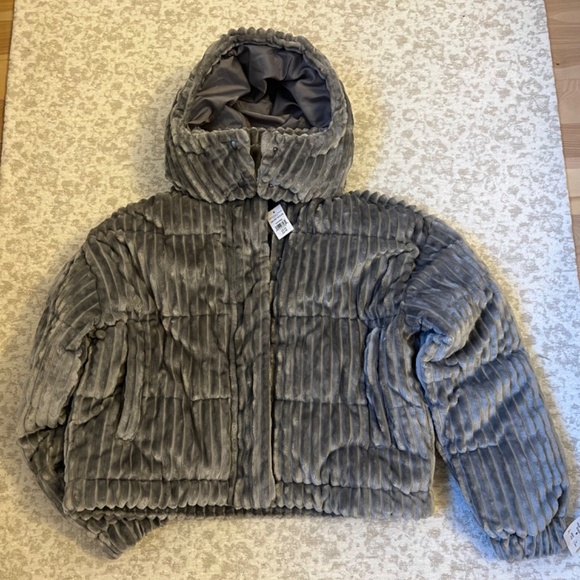 American Eagle grey puffy textured corduroy coat - Picture 5 of 12